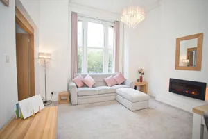 Image of Chine Beach Apartment - Beautiful location next to the Beach
