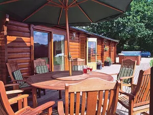 Image of Cider Mill Lodge - Hw7420