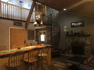Image of Seven Springs\/Hidden Valley Amazing Home- Mountainview (Secluded and Private)