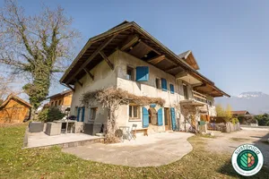Image of ST-JORIOZ - C'est une maison bleue, 6pax 3 ch, LLA Selections by Location lac Annecy