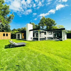 Image of New luxury dunevilla at beach with hot tub Ouddorp