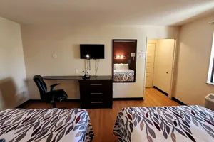 Image of Sacramento Inn & Suites