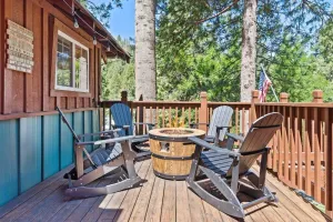 Image of Sugar Pine cabin in the woods\/ King bed\/ Fire pit