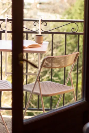 Image of Le Nomade 4 Pers Luberon : Clim\/2 Chambres\/balcon