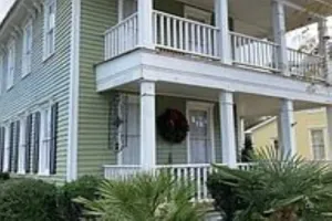 Image of The Prettiest Small Town in the South