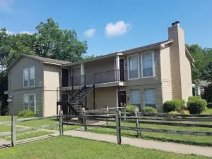 Image of Lovely 2 bedroom in Midlothian, 3 minutes from downtown.