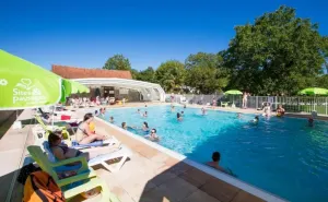 Image of Camping 4 étoiles - Piscine - eed0fi