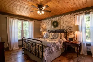Image of Cedar Hill Cottage - Secluded farmhouse near Serenbe and Atlanta.