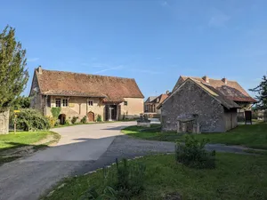 Image of Magnificent House and Barn Conversion in Historic Village