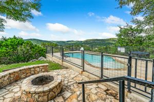 Image of Hillside views, private swimming pool, less than 5-minute drive to THE Frio River