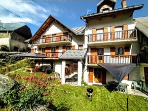 Image of Just 5 minutes from the Domaine des Sybelles! Fully equipped apartment with view.
