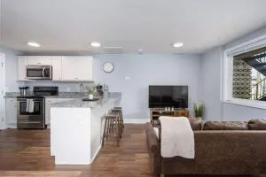 Image of Newly Renovated 2 Bedroom