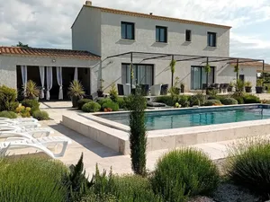 Image of MAGNIFICENT 4-STAR VILLA WITH POOL AND POOL HOUSE ABSOLUTE PEACE AND QUIET