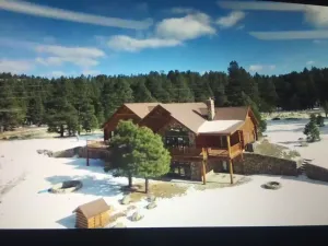 Image of Beautiful Log Cabin Williams ~AZ~ Grand Canyon Destination