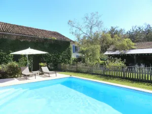 Image of Contemporary gîte with pool on spacious, peaceful property
