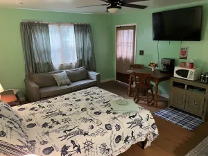 Image of Studio Apt. at the Boat House - Water Front, Pet Friendly, WiFi, Smart TV