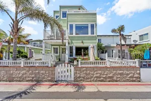 Image of 4 Bdrm South Mission Beach Family Vacation Home, 818Capistrano