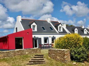 Image of Modern Spacious Home Near Herlin Beach with Garden and Veranda