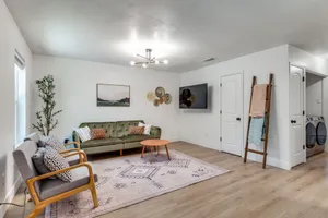 Image of 2bed\/1bath Spacious Townhome in Fort Worth Near I-30