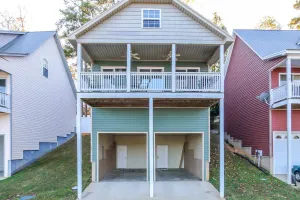 Image of House # 26 Bay Bungalow (pet friendly) Lake View
