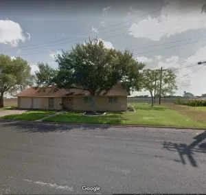Image of Quiet country side home living. A hop, skip and jump away from ATX\/HTX\/SATX.. :)