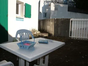 Image of Maison de vacances à La Terrière, 300m de la plage, proche forêt, 4 pers, parking, animal accepté - FR-1-22-187