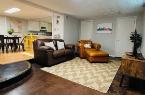 Image of King Bed Home in the Heart of Jackson