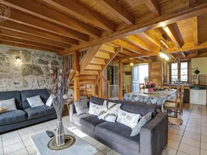 Image of Cozy cottage 3 br, garden, pets allowed, garage, wifi