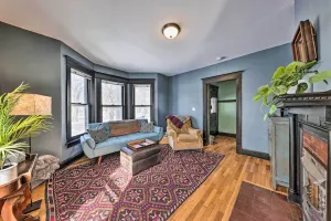 Image of Newly Renovated Home Close to Dtwn Lawrence!