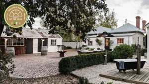 Image of Bootmakers Cottage : Rear Stables, Bar, Fire Pit  & Outdoor Bath