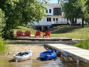 Image of Peaceful Retreat for Families\/Couples\/Groups - All Sports Lake w\/ Kayaks & SUP's