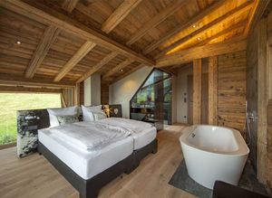 Image of Beautiful chalet\/ holiday home\/in the mountains\/ski slope of Kitzbühel