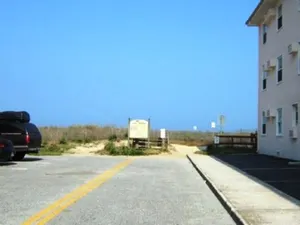 Image of Mid Town OceanSide\/Block 46th St. Sleeps 5 Location, Location, Location!