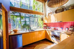 Image of This apartment is a 2 bedroom(s), 2.5 bathrooms, located in Fremantle, WA.
