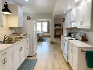 Image of 2-Bedroom Luxury Loft in the Heart of Downtown Munising