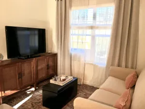 Image of Warm and Cozy Apartment Minutes from Downtown and World Class Dininig & Wineries