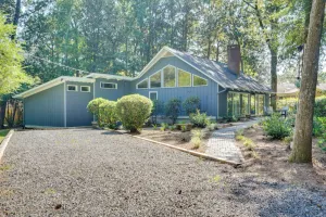 Image of Cozy Abode with Yard about 1 Mi to Dtwn Summerville