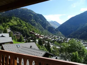 Image of 2nd floor, balcony, tv, ski locker, 37m², Champagny-en-Vanoise