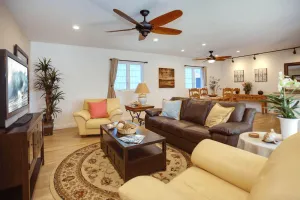 Image of 1Br Bayside Apartment Steps To Bay Beach, Quiet Central By Beachview Rentals