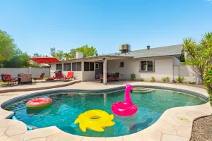 Image of Private Heated Pool, Ping Pong and Billiards, Full Coffee Bar, near ASU
