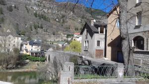 Image of Gîte Panoramix by the river