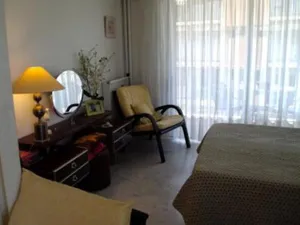 Image of Lovely studio with pool by the sea