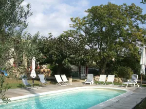Image of Air-conditioned villa with swimming pool near Pont-du-Gard