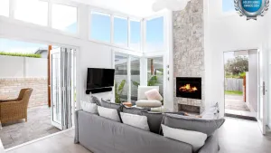 Image of Unwind Pet Friendly 1 Min Walk to Beach