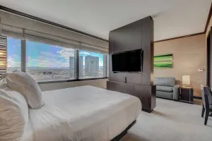 Image of City Center - Panoramic Corner Suite at Vdara