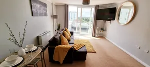Image of ⭑ Staywelcome- Stylish Apartment Near Heathrow, Skyline Views ⭑