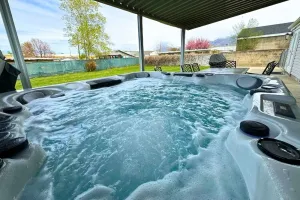 Image of Serene 1600 Sq Ft Home Near Dimple Dell Park