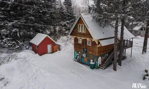 Image of Chalet Gallery - Enjoy Two Units with this Chalet in the Heart of Alyeska - Walk almost anywhere!