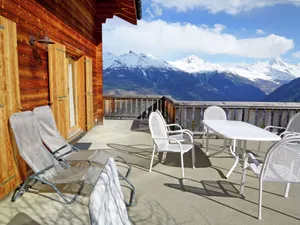Image of A luxurious 6 person chalet with superb view