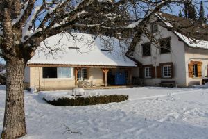 Image of House of the cornua 5min from Lake Genin